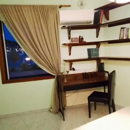Liberty Porosview Apartment *